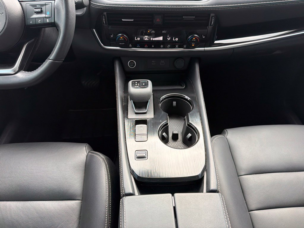 Used 2023 Nissan Rogue SL w/ SL Premium Package FWD image 26