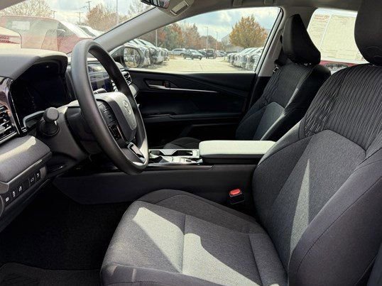 New 2026 Toyota Camry LE w/ Convenience Package image 18