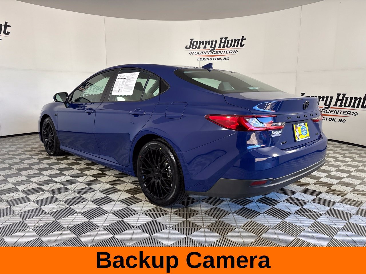Used 2026 Toyota Camry LE FWD image 9