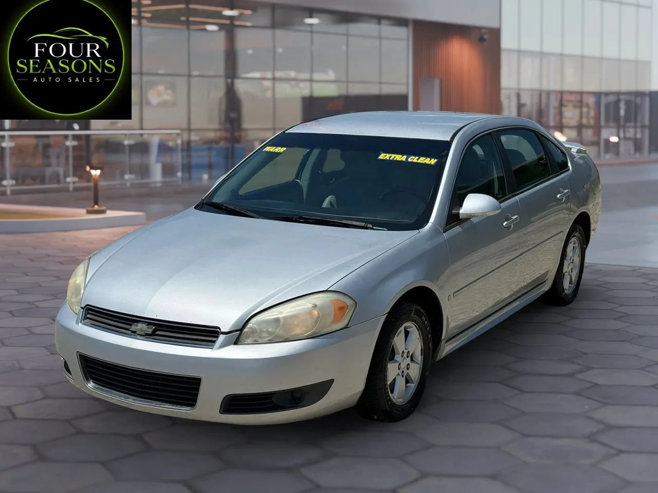 Used 2010 Chevrolet Impala LT FWD image 1