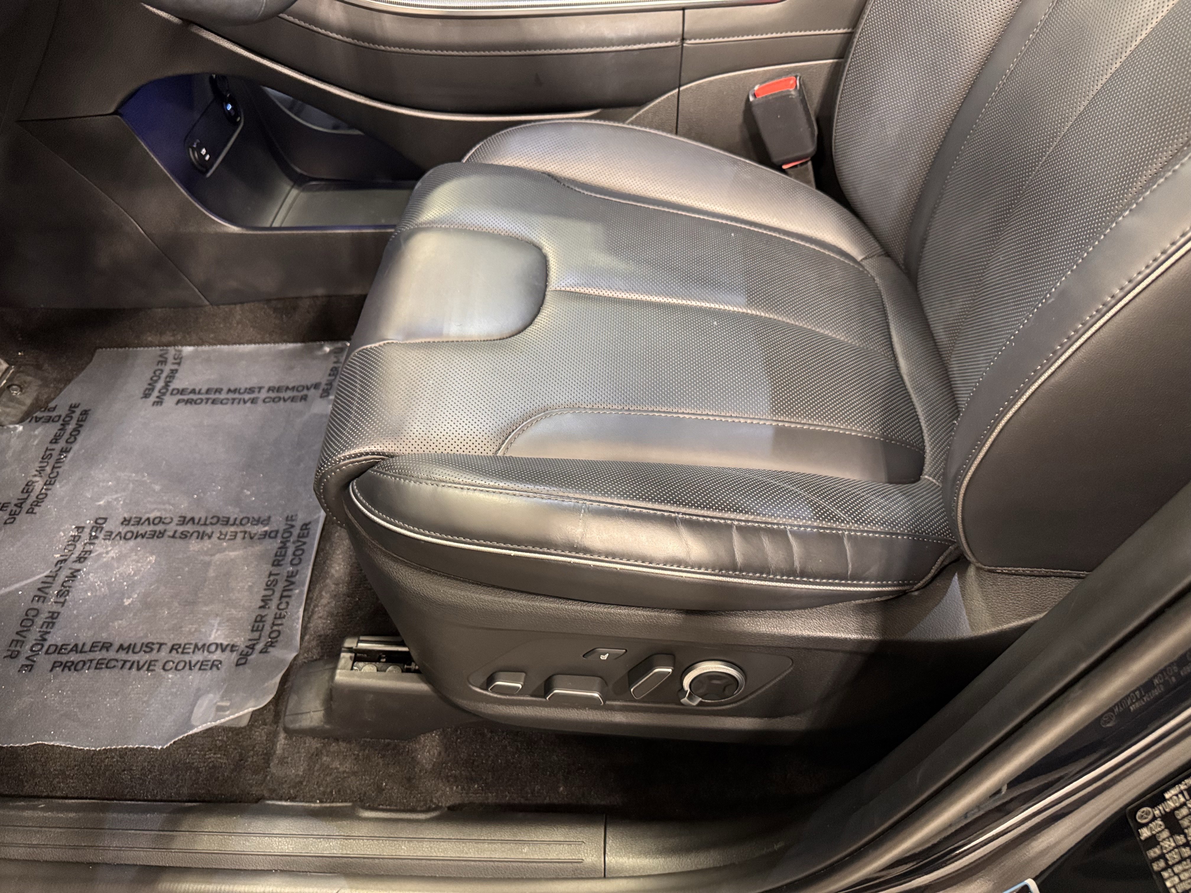 Used 2025 Hyundai Palisade Calligraphy image 19