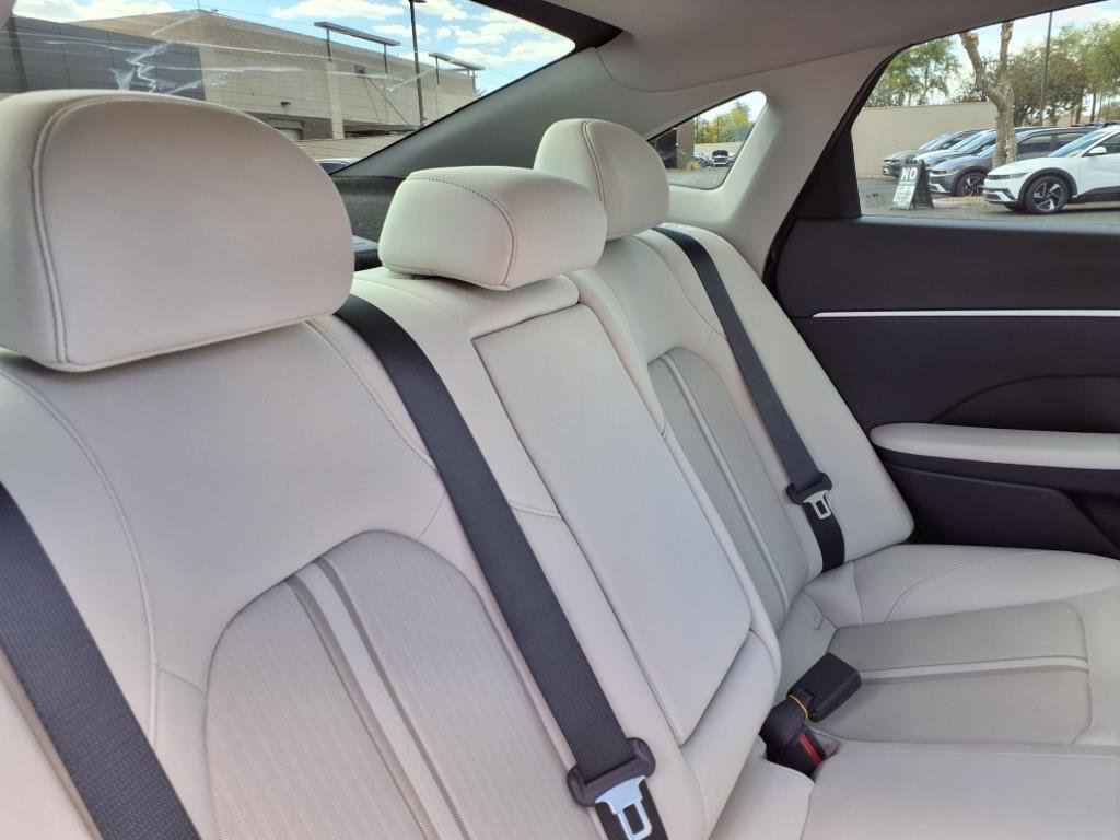 Certified 2025 Hyundai Sonata SEL image 9