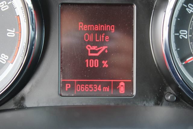 Used 2019 Buick Cascada Premium image 19