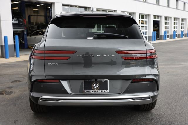 New 2025 Genesis Electrified GV70 w/ Prestige Package AWD/4WD image 9