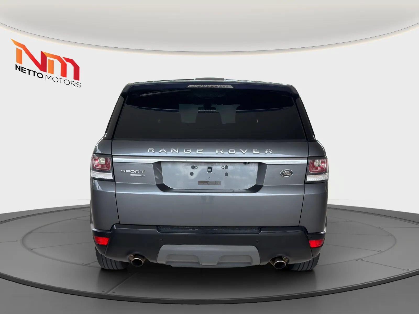 Used 2014 Land Rover Range Rover Sport SE AWD/4WD image 4