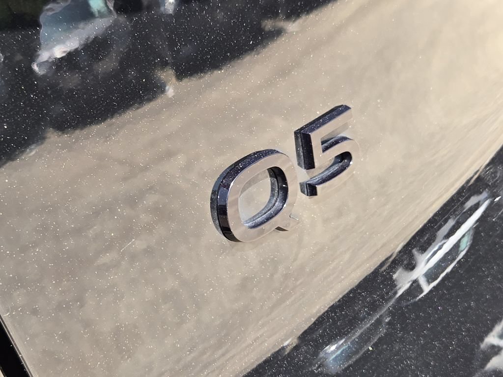 Certified 2025 Audi Q5 Premium Plus w/ Premium Plus AWD/4WD image 15