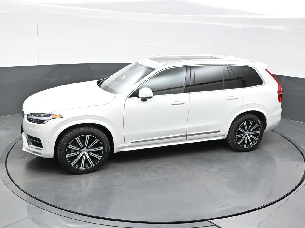 Used 2023 Volvo XC90 B6 Plus AWD/4WD image 36