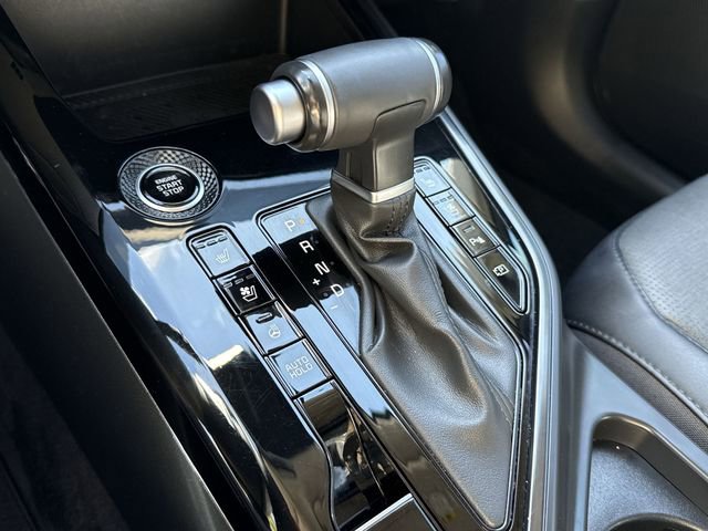 Used 2023 Kia Niro SX Touring image 22