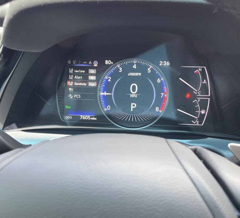 Used 2025 Lexus ES 350 w/ Premium Package FWD image 9