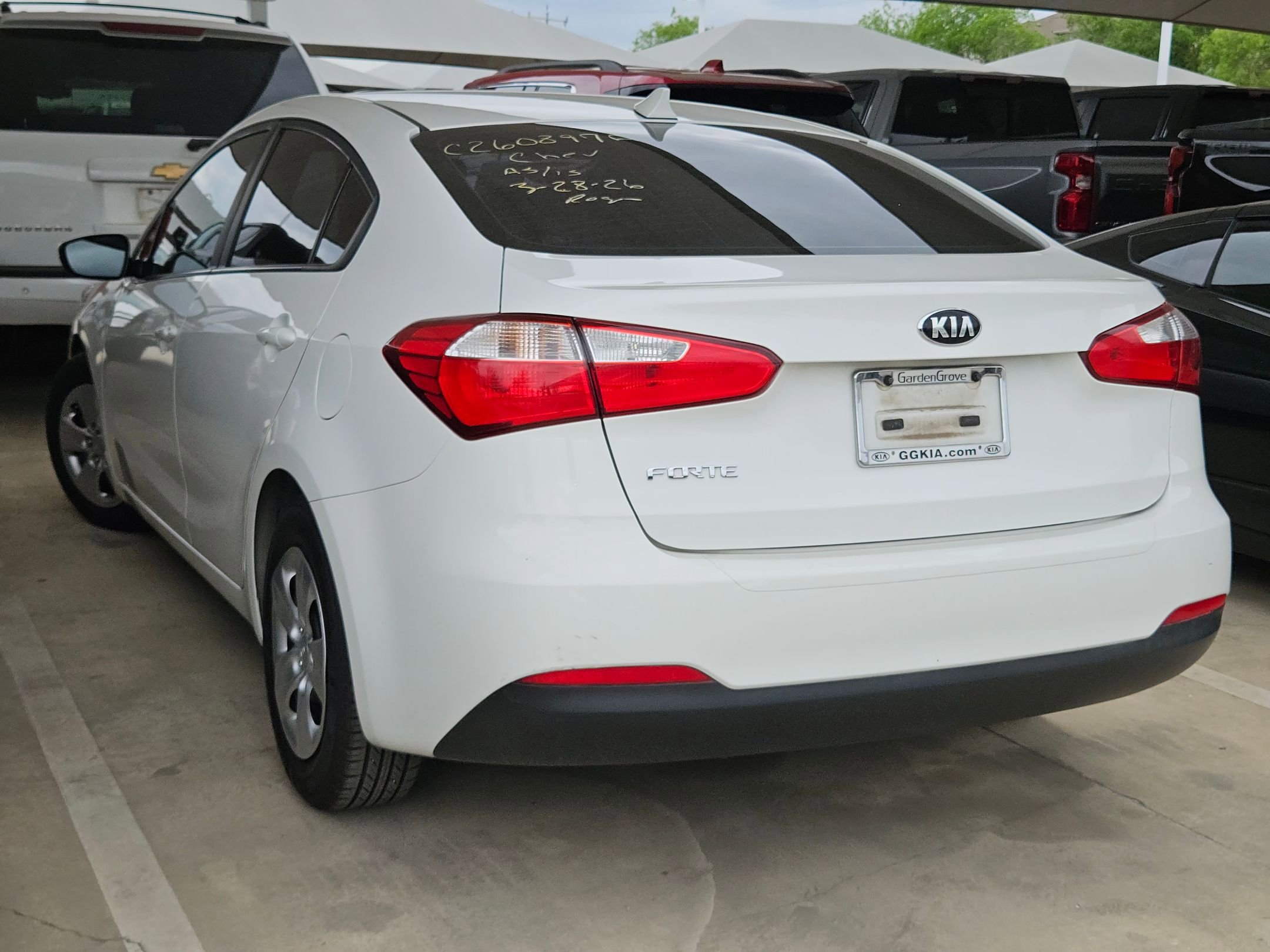 Used 2016 Kia Forte LX image 4