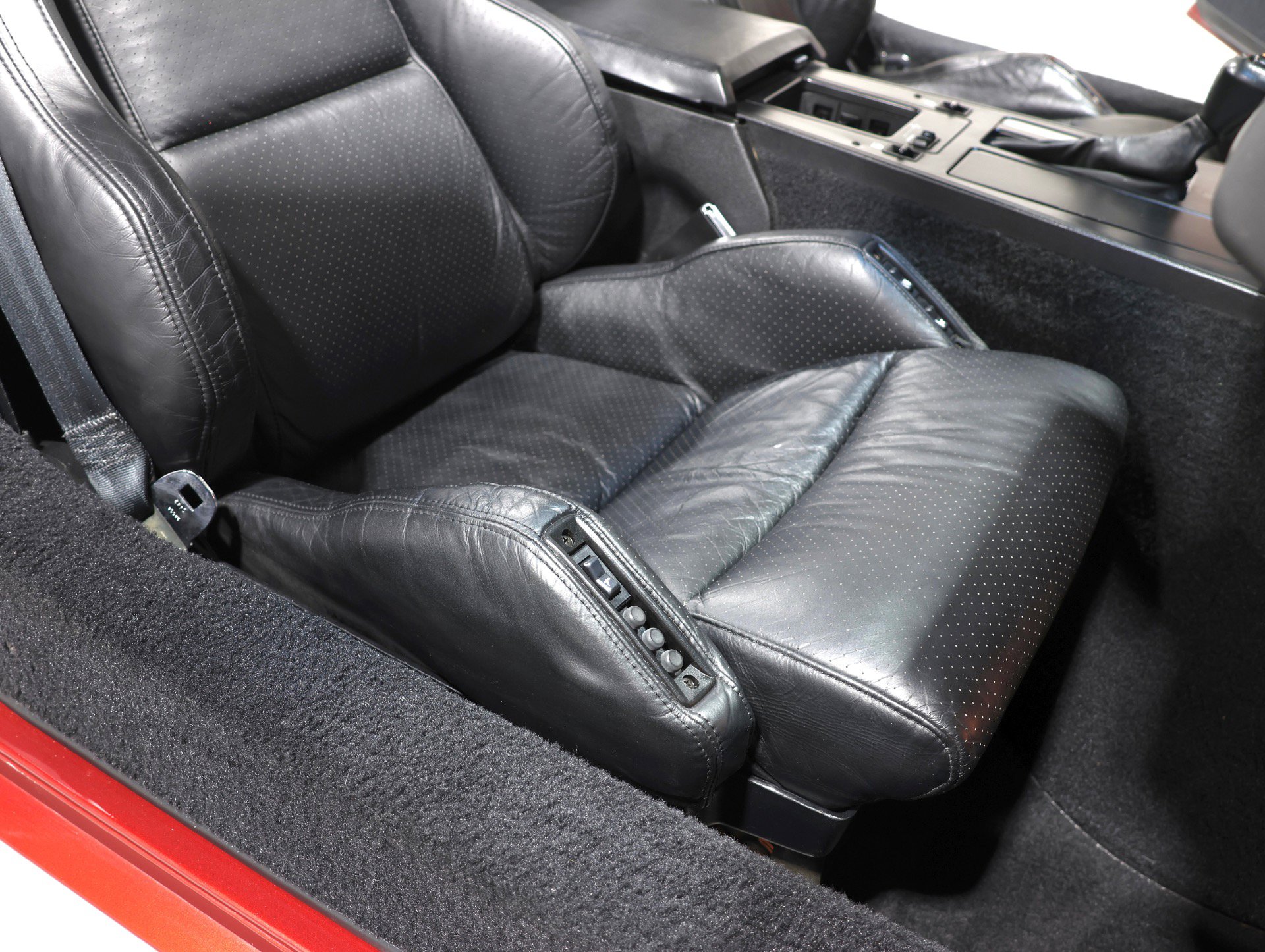 Used 1988 Chevrolet Corvette Convertible image 86