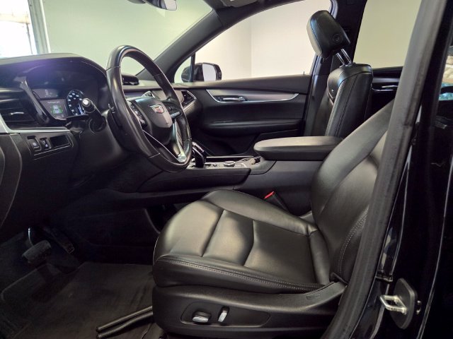 Certified 2023 Cadillac XT6 Luxury AWD/4WD image 12