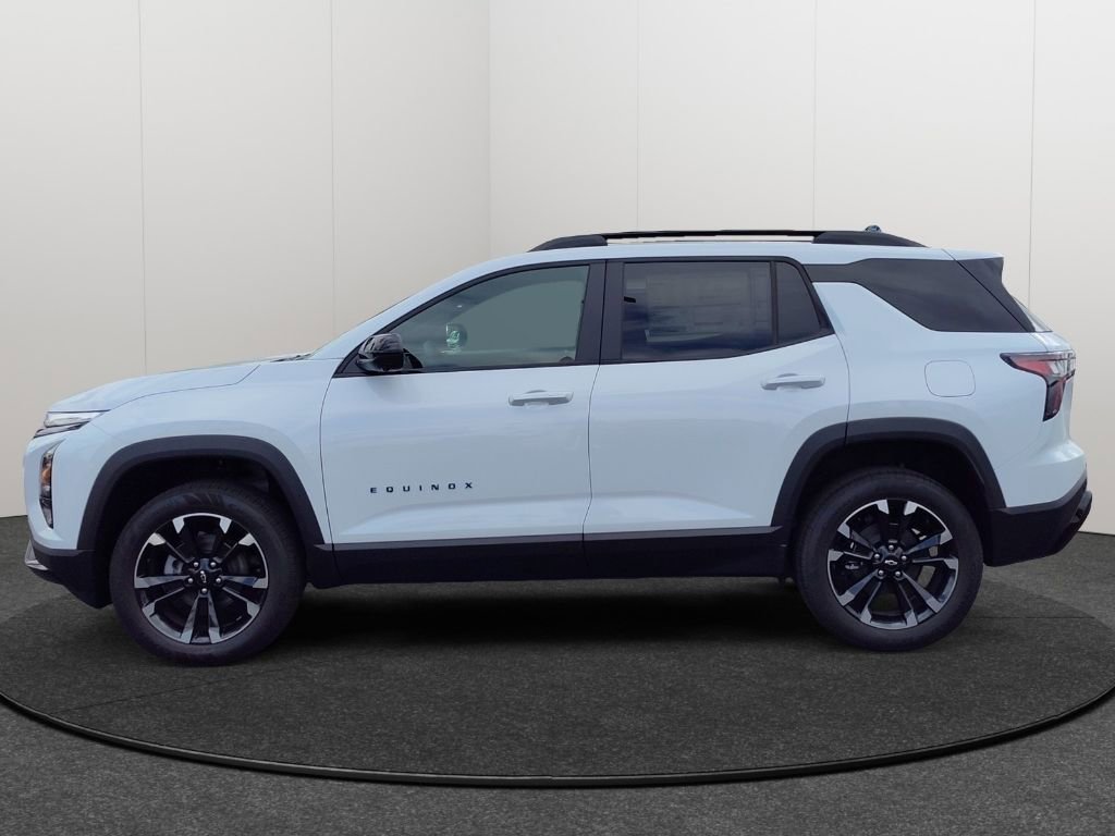 New 2026 Chevrolet Equinox RS w/ Safety and Technology Package image 2