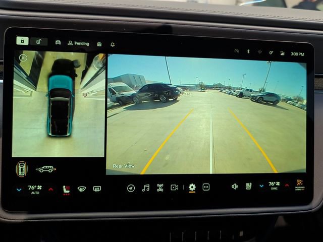 Used 2024 Rivian R1S Adventure image 9