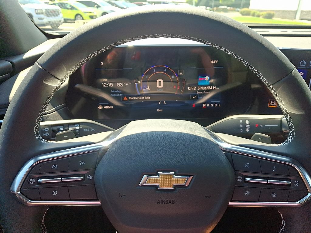 New 2027 Chevrolet Traverse LT w/ Sun and Wheel Package FWD image 9
