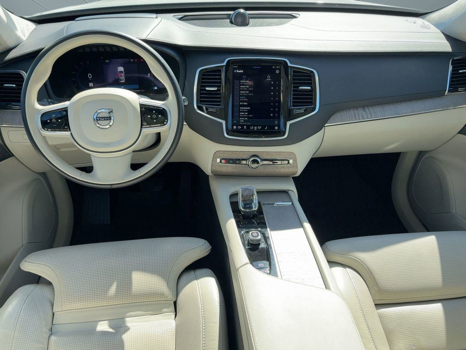 Certified 2023 Volvo XC90 B6 Ultimate w/ Lounge Package image 14