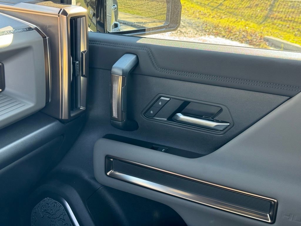 New 2025 GMC Hummer EV 2X image 37