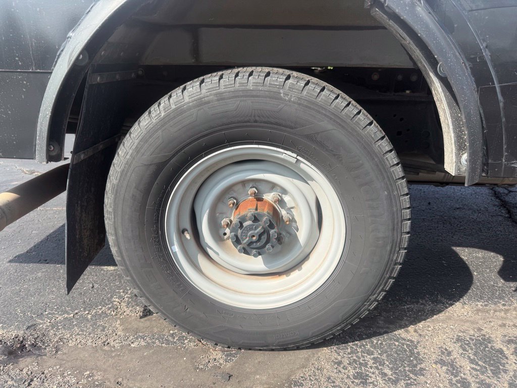 Used 2024 Ford E-350 and Econoline 350 Super Duty w/ Power Windows & Locks Group RWD image 46