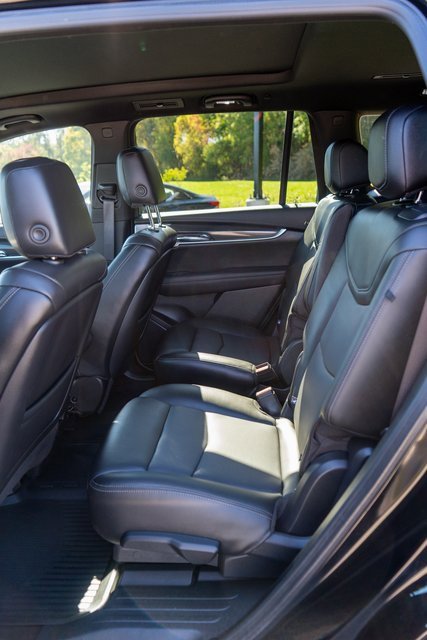 Used 2024 Cadillac XT6 Sport image 14