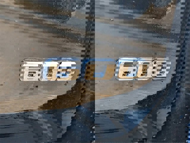 Used 2022 Cadillac Escalade ESV Premium Luxury Platinum image 8