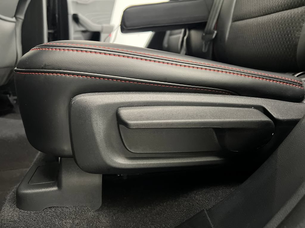 Used 2026 Ford Escape ST-Line FWD image 18