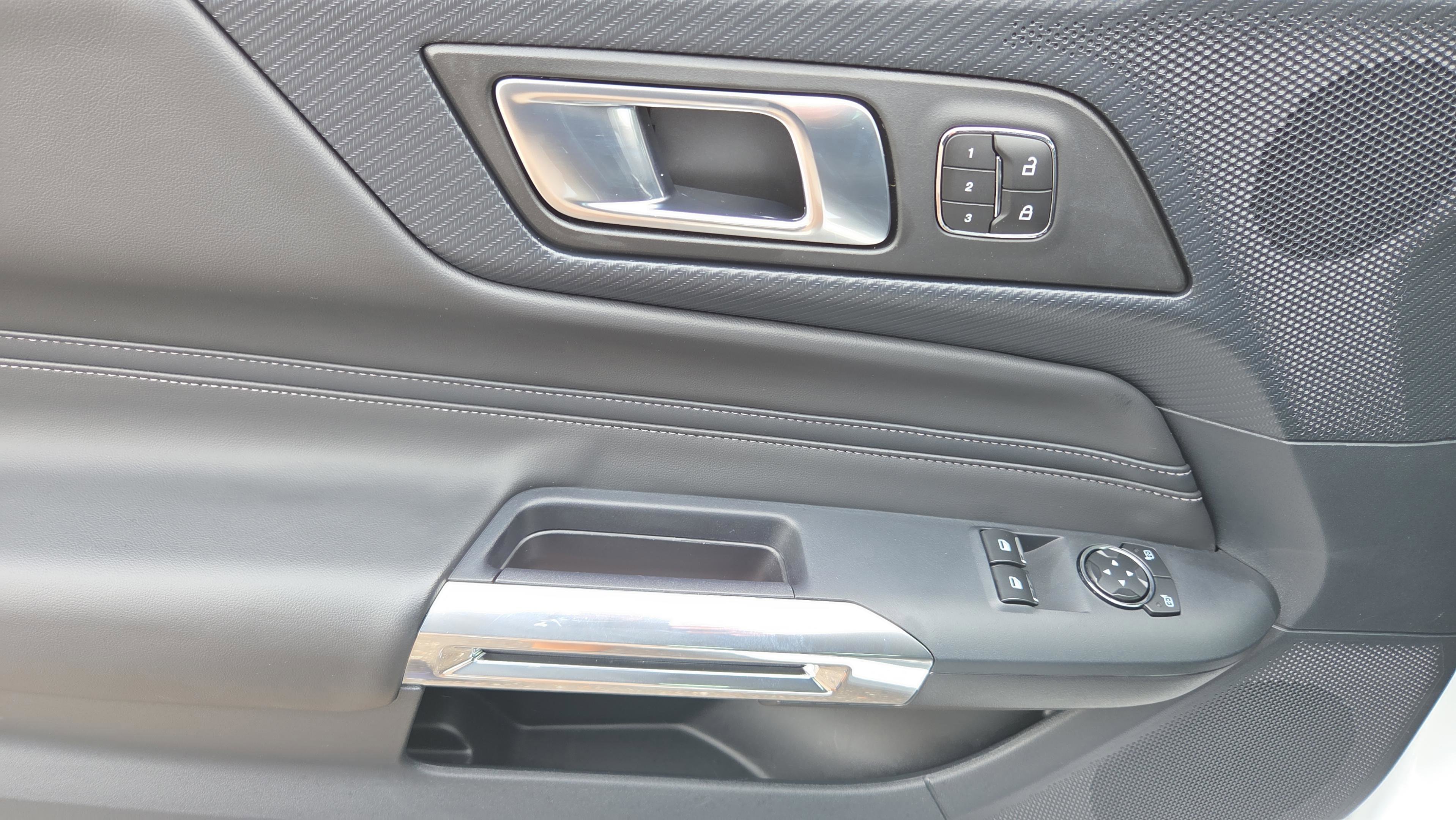 Used 2024 Ford Mustang GT Premium image 17