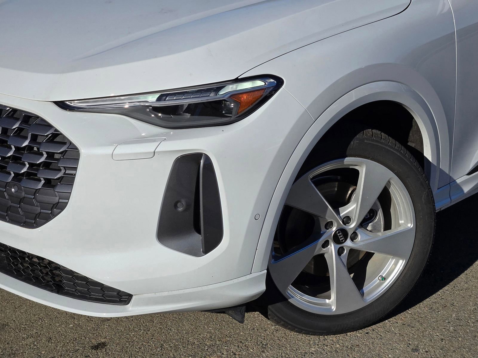 New 2025 Audi Q5 Premium Plus AWD/4WD image 9