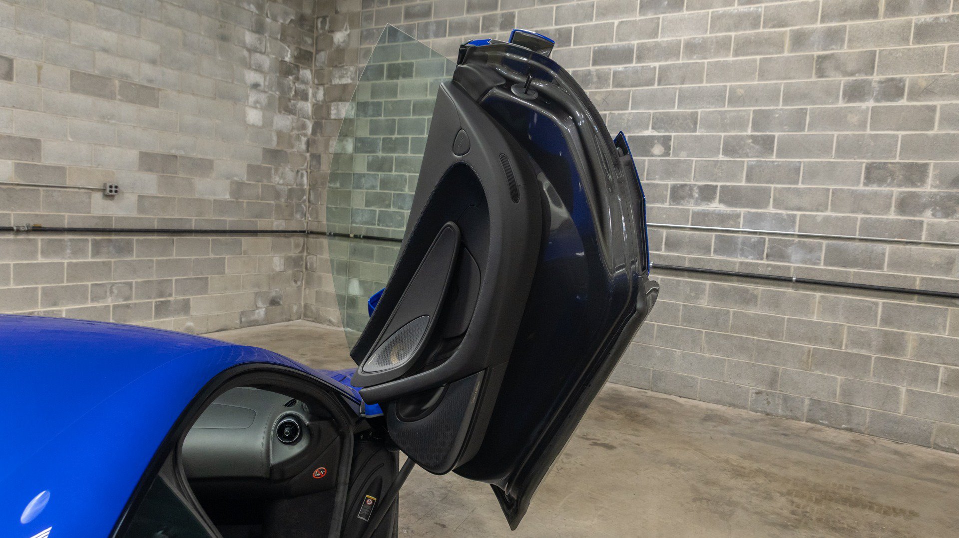 Used 2019 McLaren 570S Coupe RWD image 60