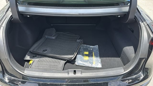 Used 2023 Toyota Crown Platinum image 26