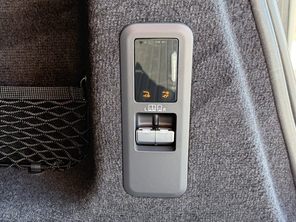 New 2026 Land Rover Range Rover Sport SE image 35