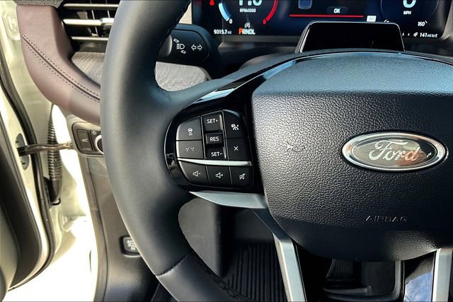 Used 2025 Ford Explorer Platinum w/ Ultimate Package image 16