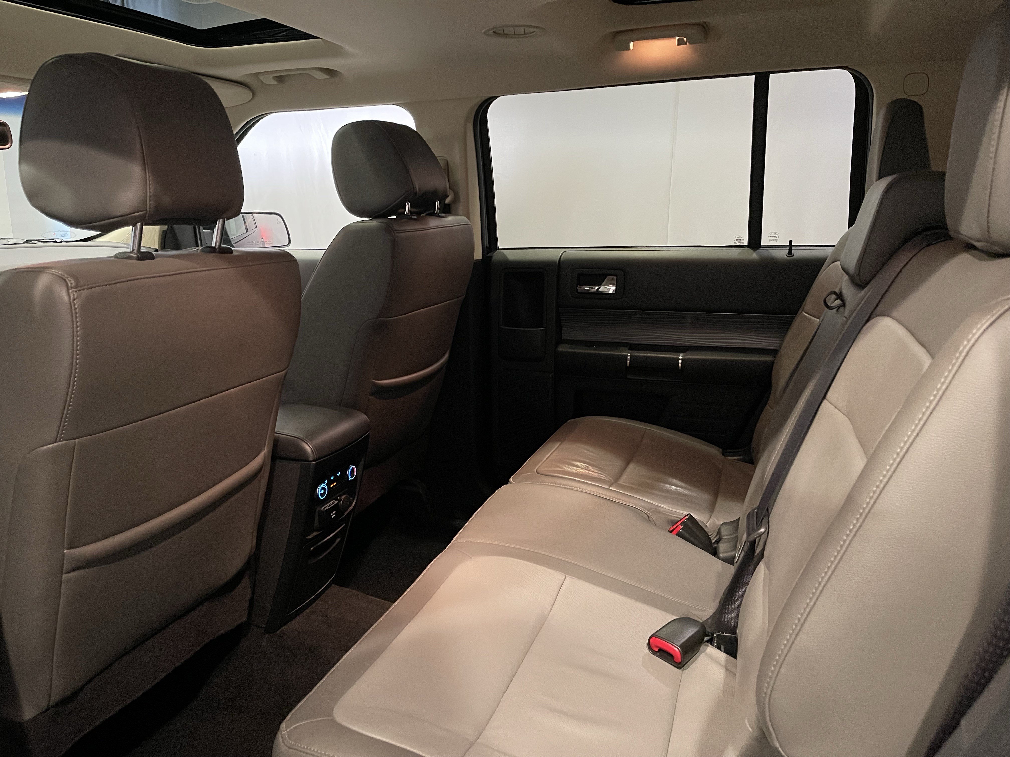 Used 2019 Ford Flex Limited w/ Equipment Group 303A AWD/4WD image 23