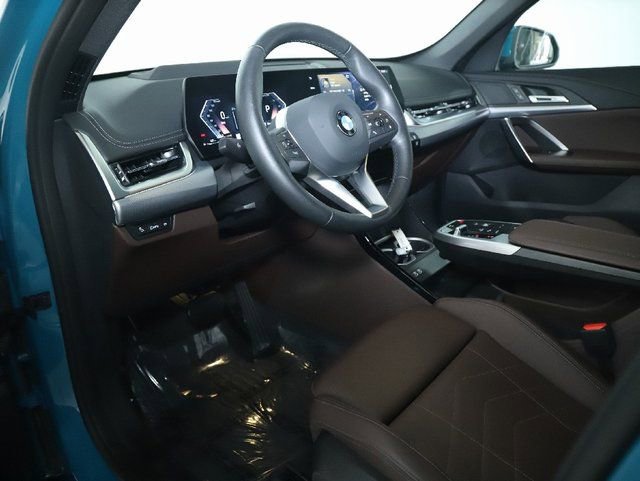 Used 2025 BMW X1 xDrive28i AWD/4WD image 21