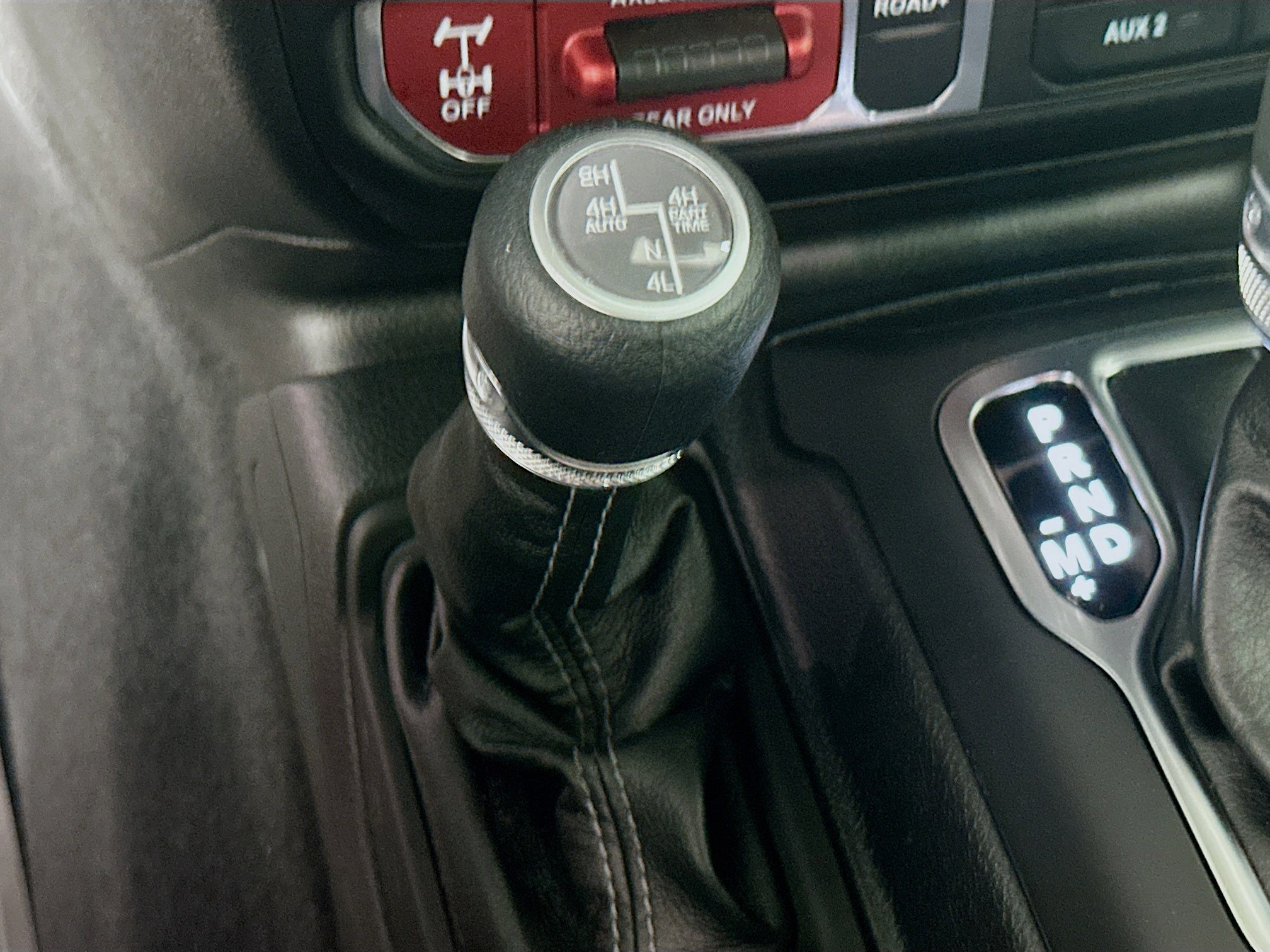 Used 2025 Jeep Wrangler Unlimited Sport S 4xe AWD/4WD image 24