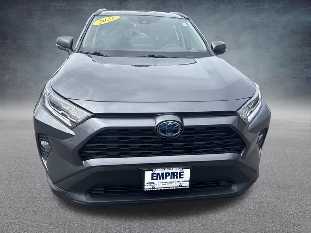 Used 2021 Toyota RAV4 XLE image 13