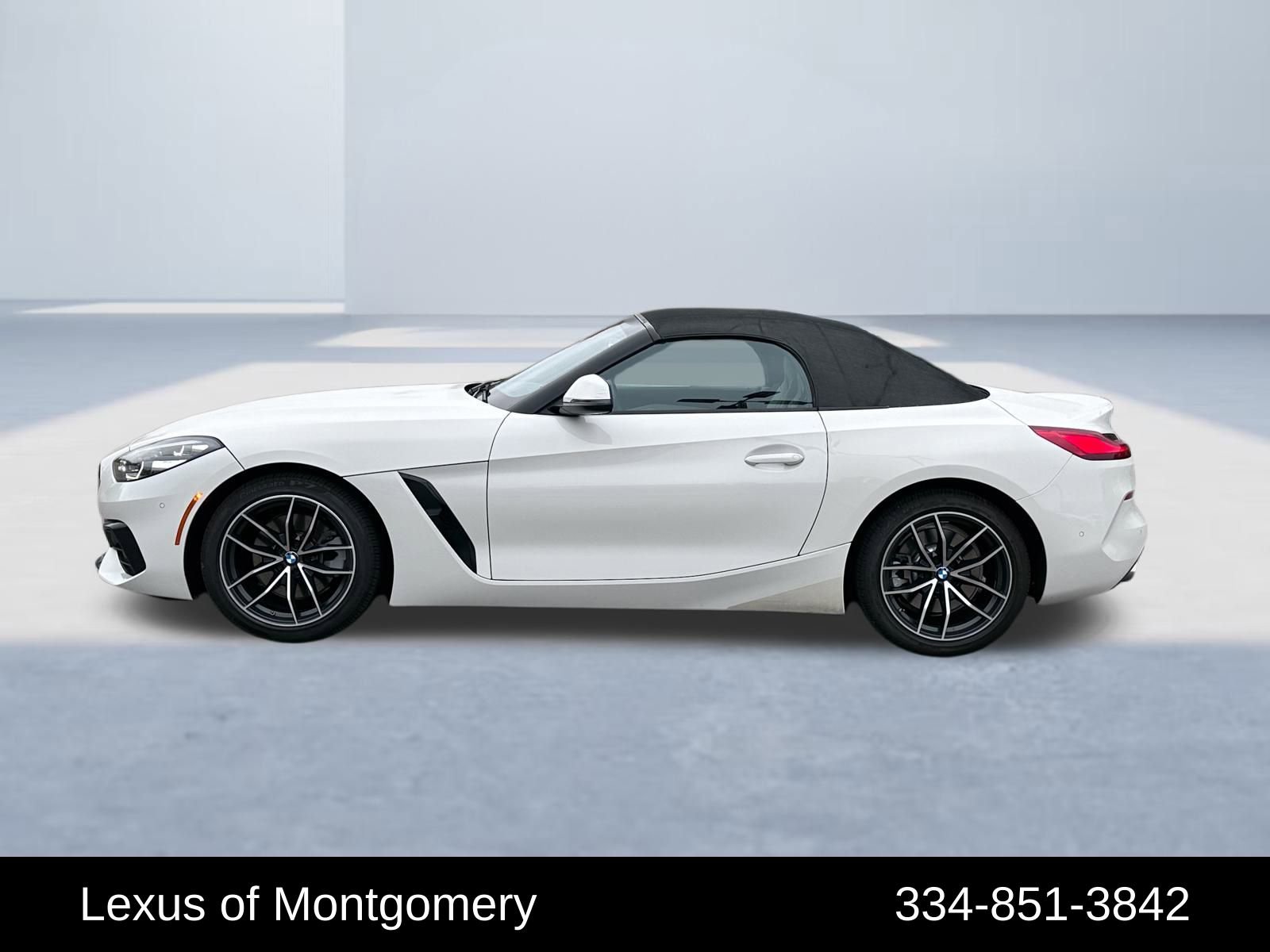 Used 2020 BMW Z4 sDrive30i w/ Convenience Package image 12