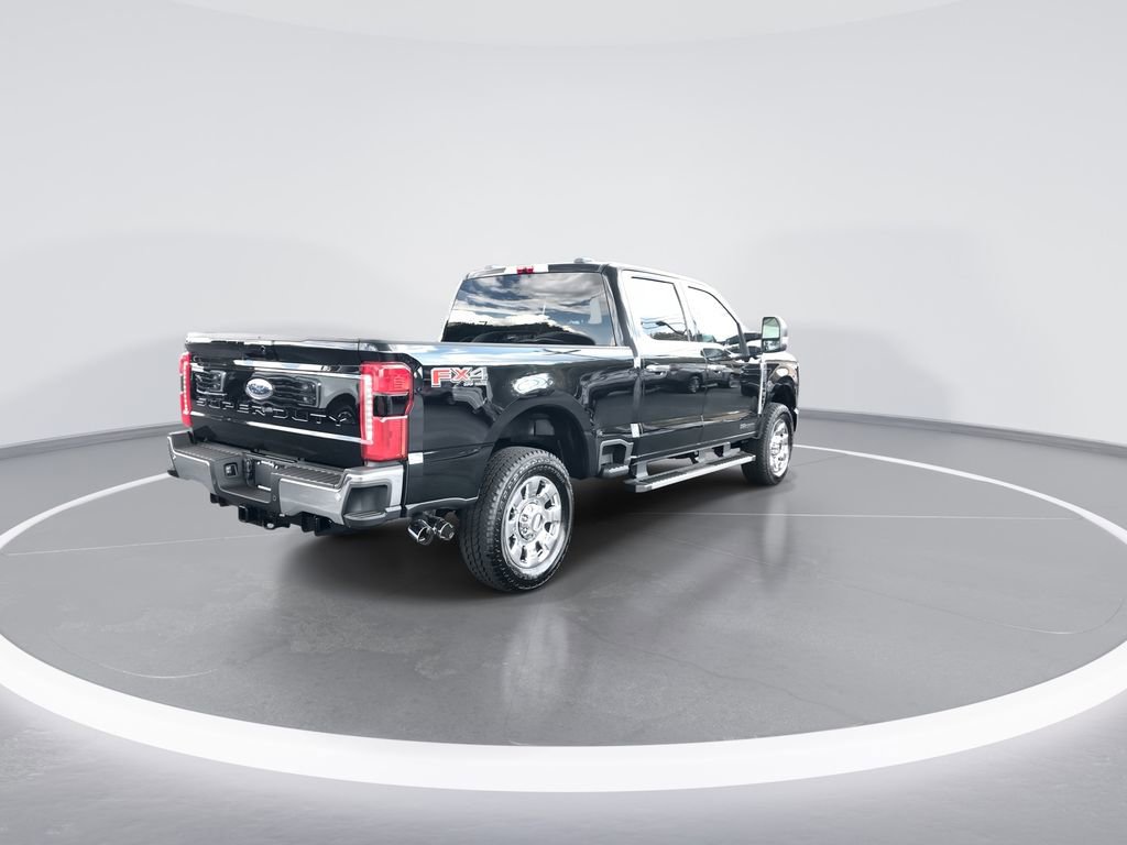 New 2026 Ford F250 Lariat w/ Chrome Package image 8