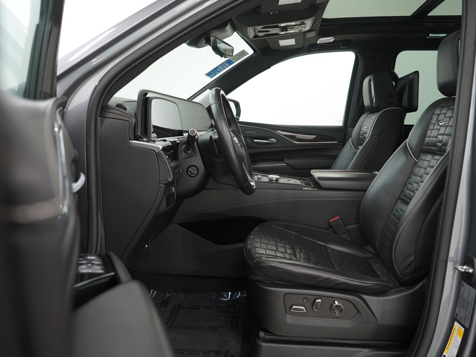 Used 2021 Cadillac Escalade ESV Sport Platinum image 25