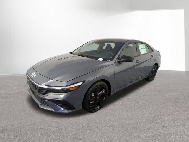 New 2026 Hyundai Elantra Sport FWD image 38