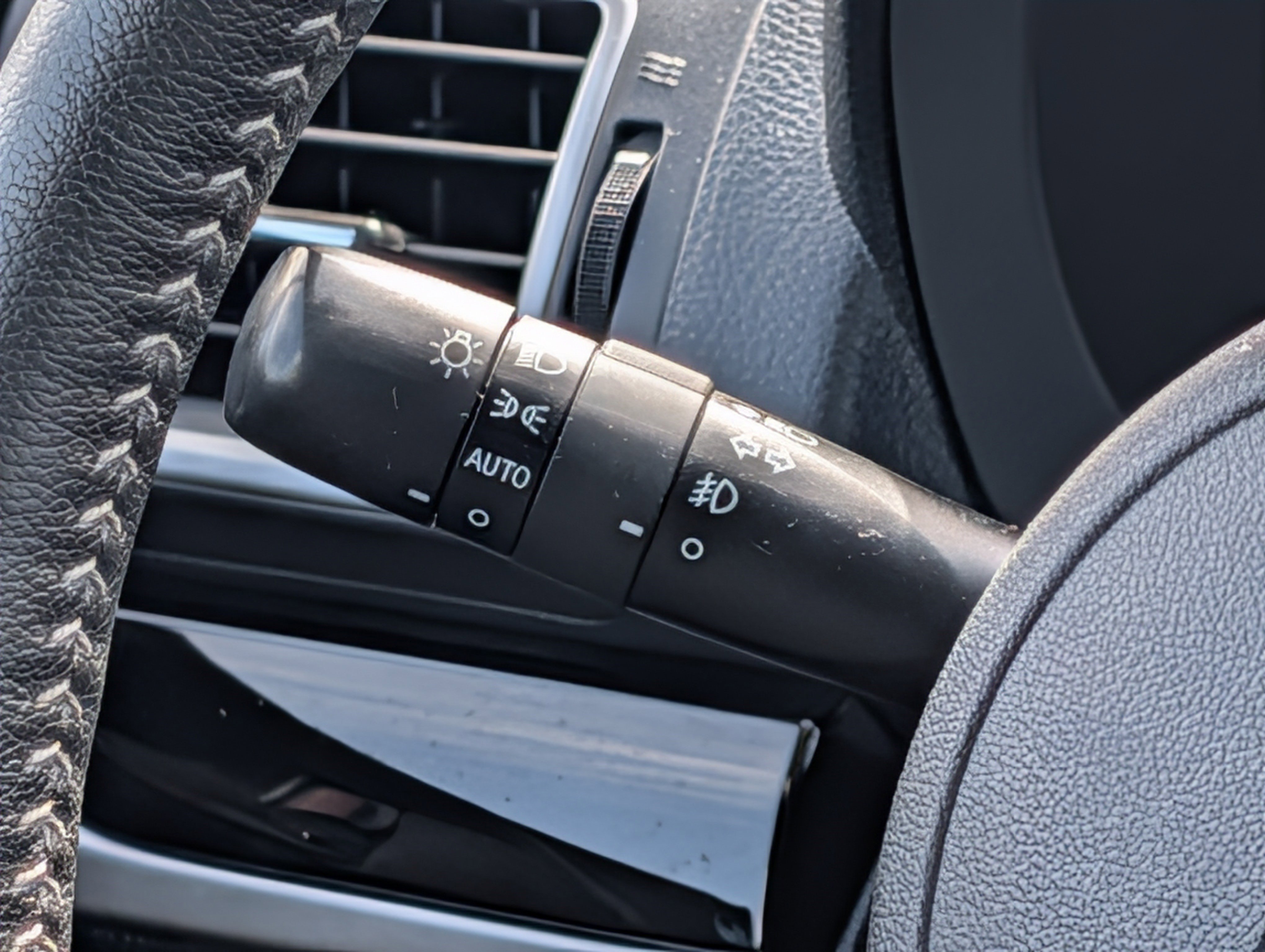 Used 2017 Subaru Forester 2.5i Touring image 27