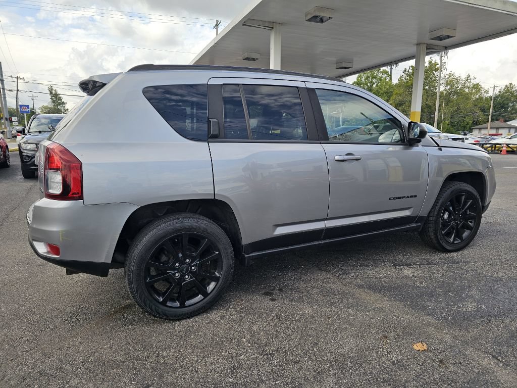 Used 2015 Jeep Compass Sport w/ Power Value Group AWD/4WD image 17