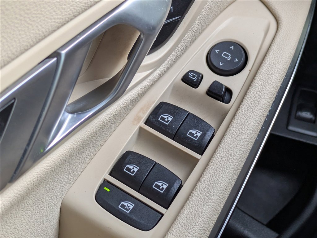 Used 2021 BMW 330i Sedan w/ Convenience Package image 24