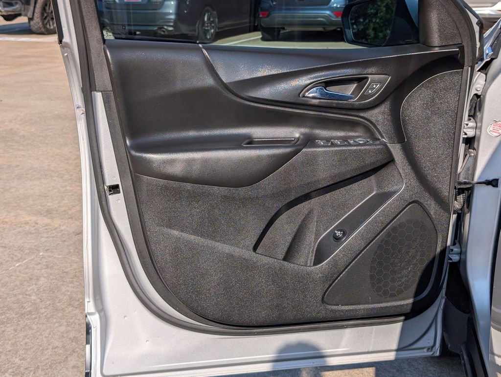 Used 2019 Chevrolet Equinox LT FWD image 12