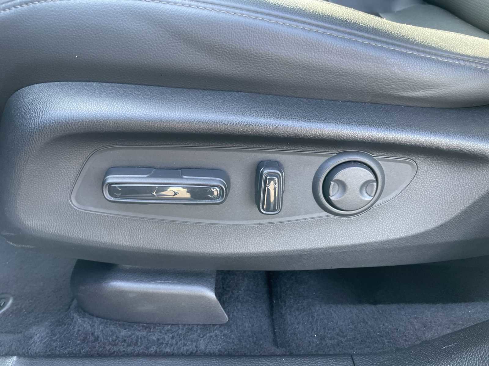 Used 2024 Honda CR-V EX-L image 14