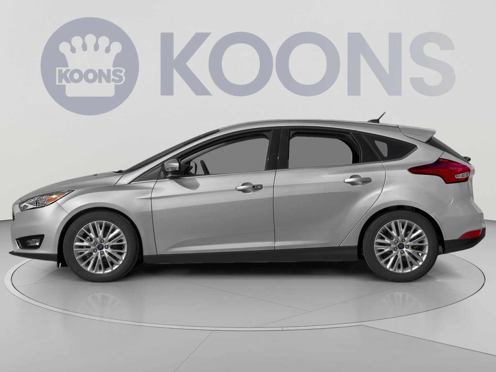 Used 2017 Ford Focus Titanium FWD image 4