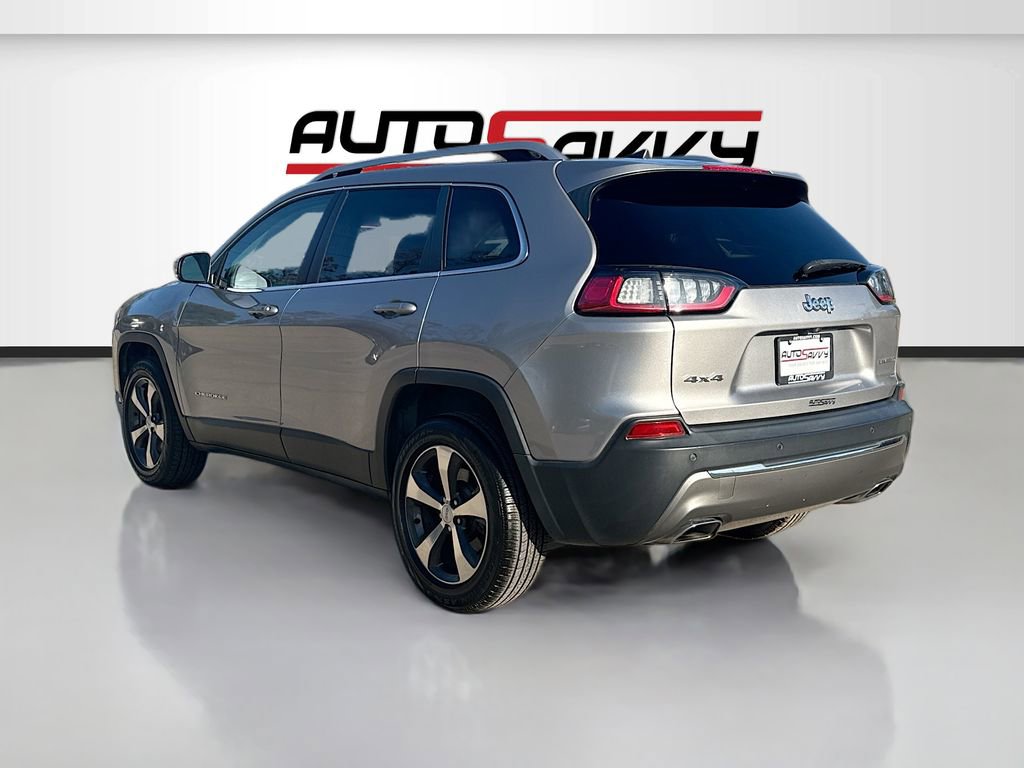 Used 2019 Jeep Cherokee Limited image 5