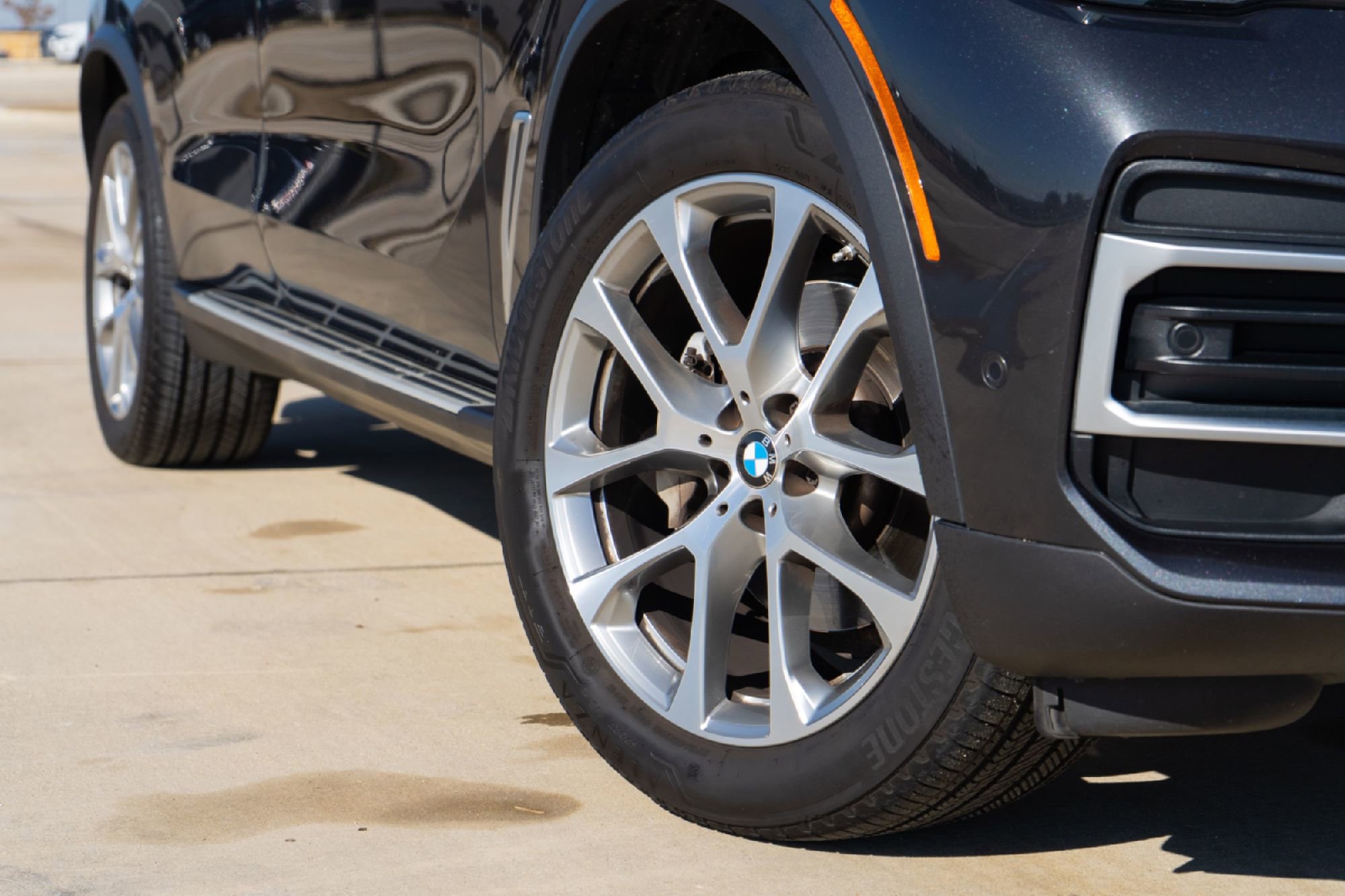 Used 2023 BMW X5 sDrive40i image 2