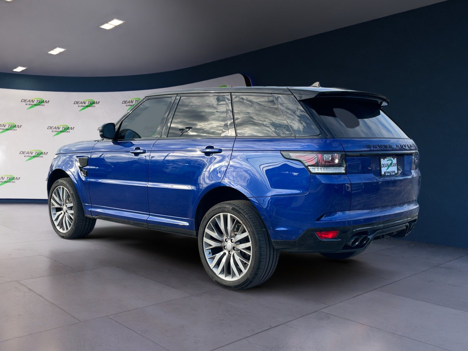 Used 2016 Land Rover Range Rover Sport SVR AWD/4WD image 6