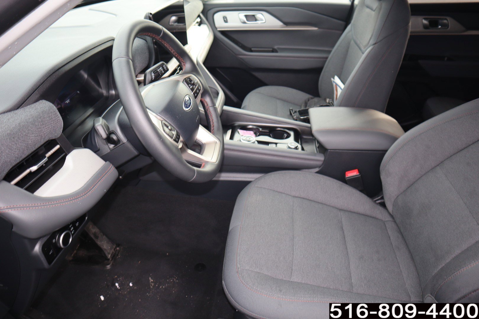 Used 2025 Ford Explorer Active image 14