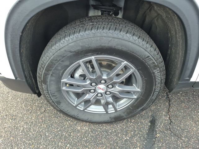 Used 2025 GMC Acadia Elevation AWD/4WD image 12
